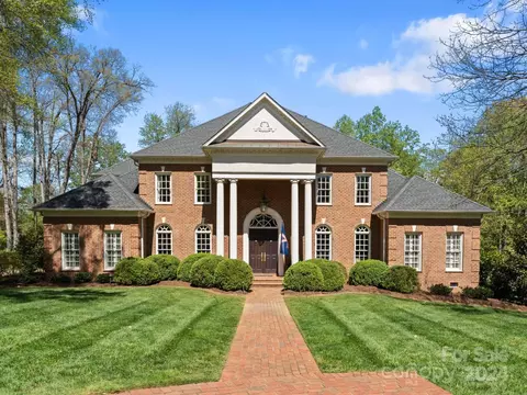 2800 Jem Ct, Charlotte, NC 28226