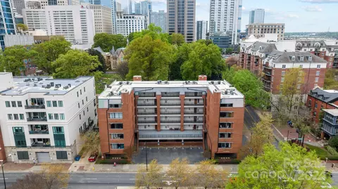 224 Poplar 30 St #30, Charlotte, NC 28202
