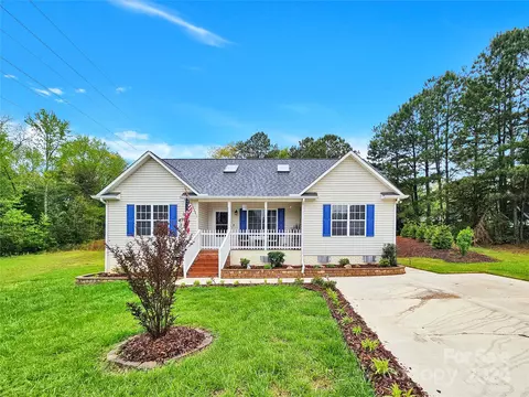 368 Masters Dr, Rock Hill, SC 29732