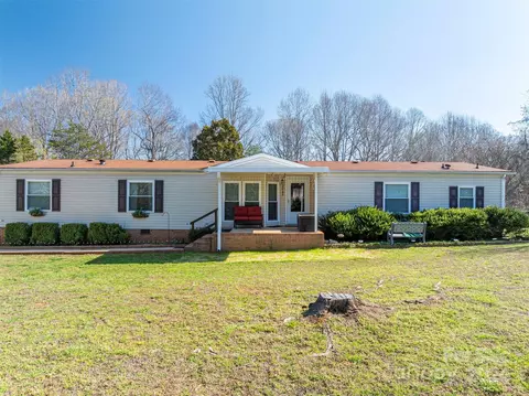 2043 Alexis Lucia Rd, Stanley, NC 28164
