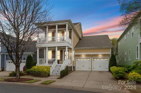 512 Sweet Peach Ln, Fort Mill, SC 29715
