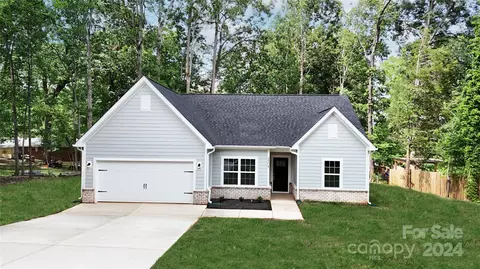 6504 Oak Hill Rd, Mint Hill, NC 28227