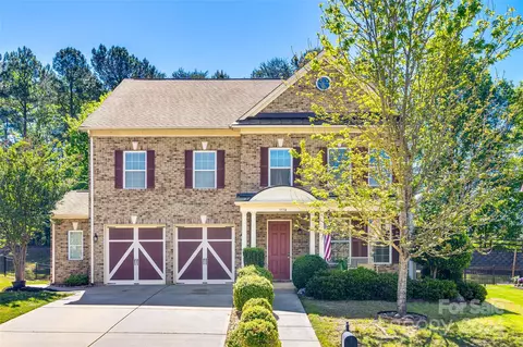 3334 Mandrake Ct, Tega Cay, SC 29708