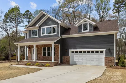 Exterior - 1220 Jamestowne Dr, Monroe, NC 28110 photo 6 of 13