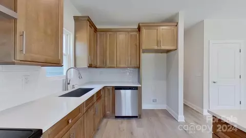 Kitchen - 1220 Jamestowne Dr, Monroe, NC 28110 photo 2 of 3