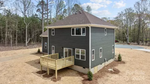 Exterior - 1220 Jamestowne Dr, Monroe, NC 28110 photo 7 of 13