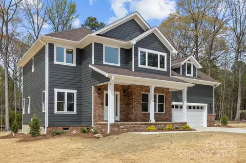 Exterior - 1220 Jamestowne Dr, Monroe, NC 28110 photo 2 of 13