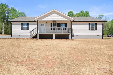 220 Old Lumber Yard Rd, Morganton, NC 28655