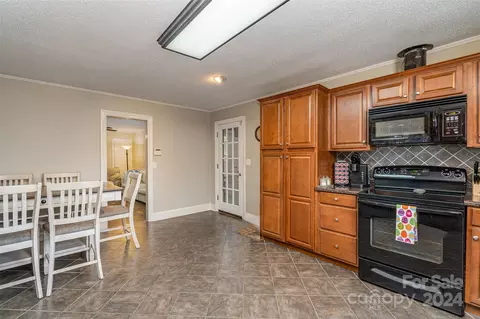 Kitchen - 435 S Main St, Stanley, NC 28164 photo 3 of 4