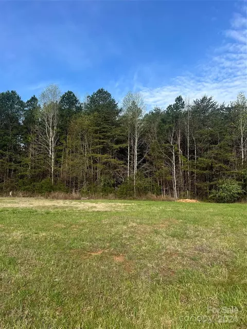 2865 Saint James Church Rd, Denver, NC 28037