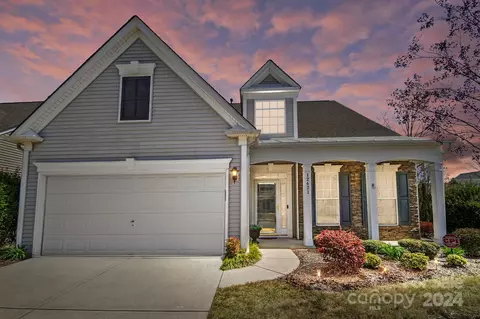 12421 Bobhouse Dr, Charlotte, NC 28277