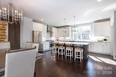 1209 Cotswold Pl, Charlotte, NC 28211