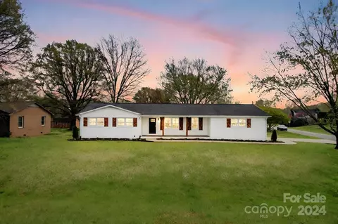 606 Jane Sowers Rd, Statesville, NC 28625