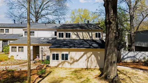 7906 Horse Chestnut Ln, Charlotte, NC 28277