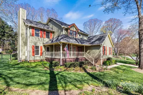 1267 Starboard Ln, Stanley, NC 28164