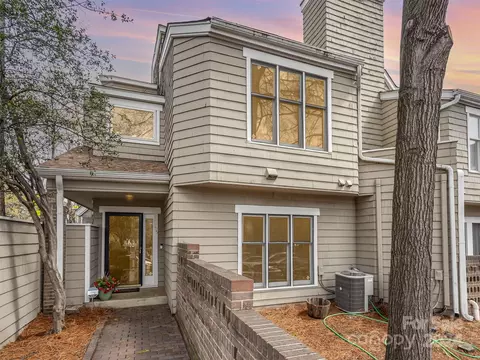 427 8th 105 St #105, Charlotte, NC 28202