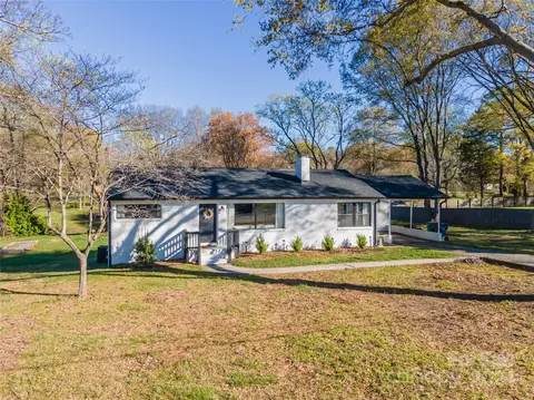 162 Mellwood Dr, Charlotte, NC 28214