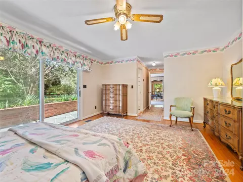 Bedroom - 10 Memminger Dr, Flat Rock, NC 28731 photo 2 of 5