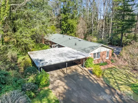 Exterior - 10 Memminger Dr, Flat Rock, NC 28731 photo 8 of 10