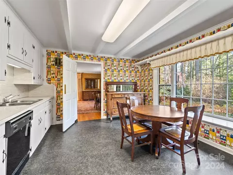 Dining - 10 Memminger Dr, Flat Rock, NC 28731 photo 5 of 11