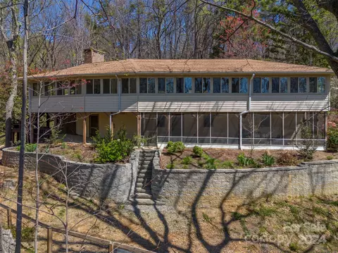 Exterior - 12 E Park Dr, Tryon, NC 28782 photo 12 of 14