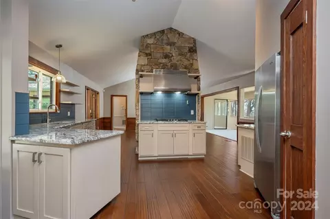 Kitchen - 12 E Park Dr, Tryon, NC 28782 photo 1 of 2