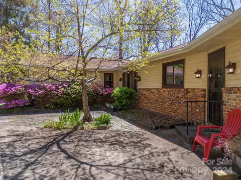 Exterior - 12 E Park Dr, Tryon, NC 28782 photo 7 of 14