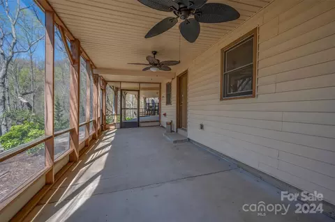 Exterior - 12 E Park Dr, Tryon, NC 28782 photo 9 of 14