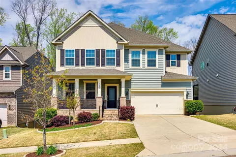 1424 Bryson Gap Dr, Fort Mill, SC 29715