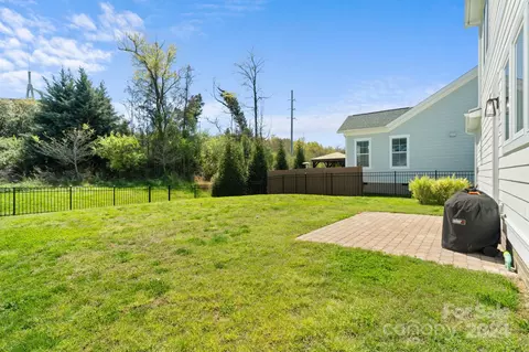 Exterior - 815 Bluff Loop Rd, Rock Hill, SC 29730 photo 6 of 8