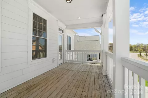 Exterior - 815 Bluff Loop Rd, Rock Hill, SC 29730 photo 5 of 8