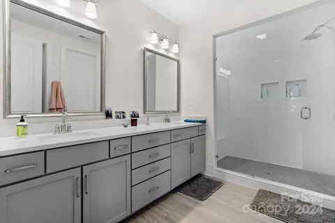 Bath - 815 Bluff Loop Rd, Rock Hill, SC 29730 photo 3 of 6