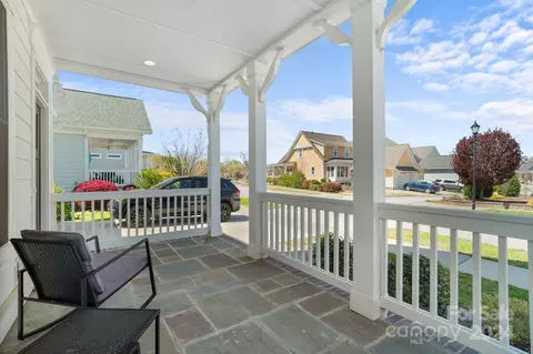 Exterior - 815 Bluff Loop Rd, Rock Hill, SC 29730 photo 3 of 8