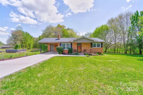 2734 Shoal Creek Church Rd, Shelby, NC 28152