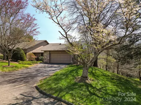 26 Stony Rdg, Asheville, NC 28804