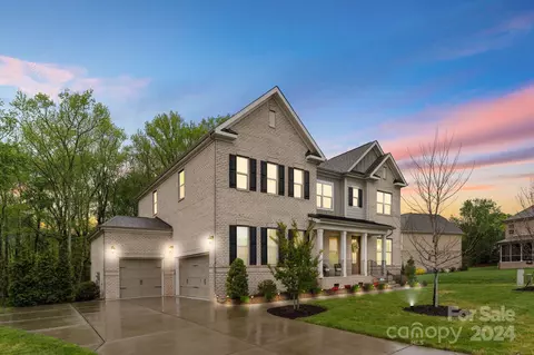 104 Crawley Ct, Waxhaw, NC 28173