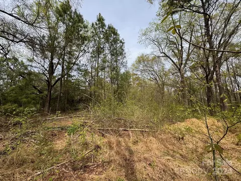 1521 Kennel Rd, Fort Mill, SC 29715
