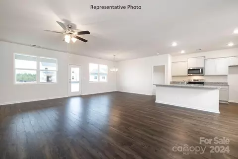 Living - 3672 Mercer St, Terrell, NC 28682 photo 2 of 3