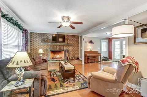 Living - 5000 Tite Rd, Stanfield, NC 28163 photo 3 of 5