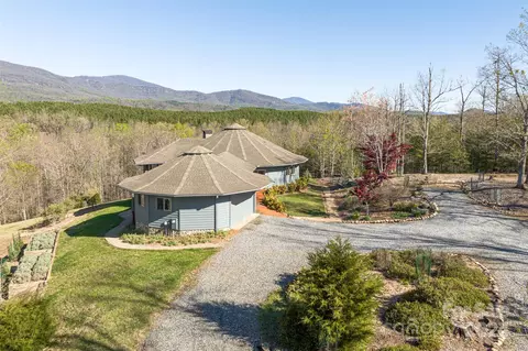 Exterior - 2123 Parkway North Rd, Mill Spring, NC 28756 photo 8 of 11