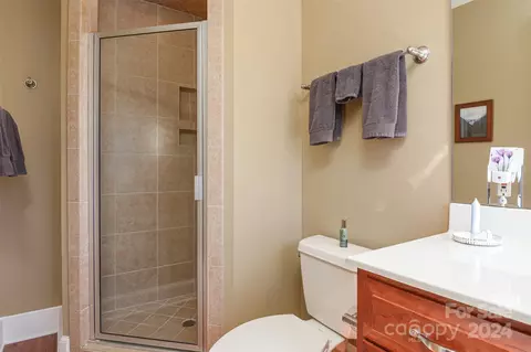 Bath - 2123 Parkway North Rd, Mill Spring, NC 28756 photo 2 of 5