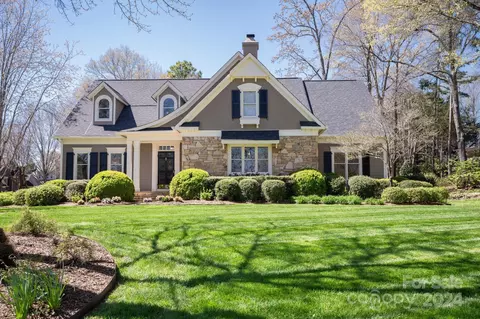 843 Kings Crossing Nw Dr NW, Concord, NC 28027