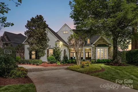 14741 Rudolph Dadey Dr, Charlotte, NC 28277