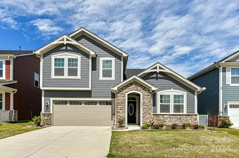 1307 Laggan Ln, Indian Trail, NC 28079