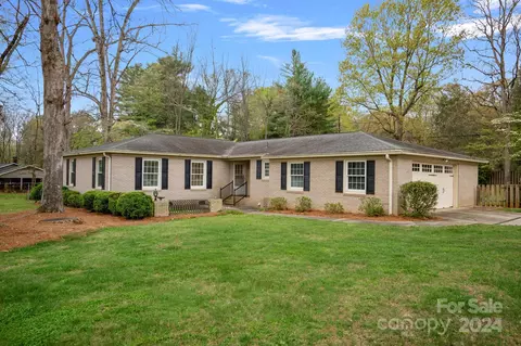 631 Red Fox Trl, Statesville, NC 28677