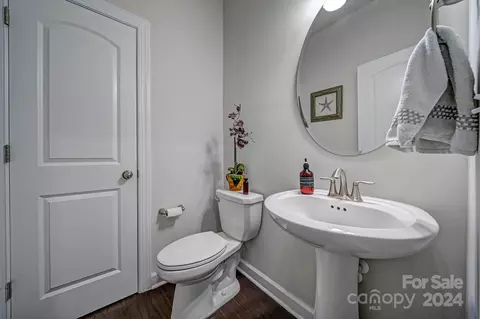 Bath - 15511 Queens Trail Dr, Davidson, NC 28036 photo 1 of 6