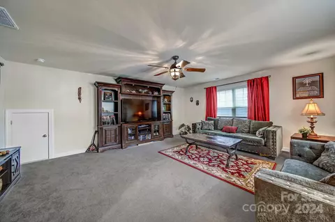 Living - 15511 Queens Trail Dr, Davidson, NC 28036 photo 5 of 6