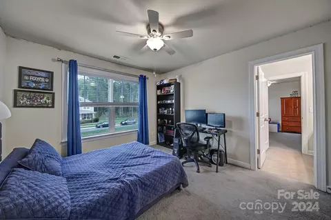 Bedroom - 15511 Queens Trail Dr, Davidson, NC 28036 photo 11 of 11