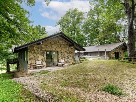 Icenhower Road, Leicester, NC 28748