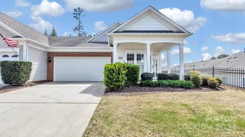 3013 Sweetleaf Dr, Fort Mill, SC 29707